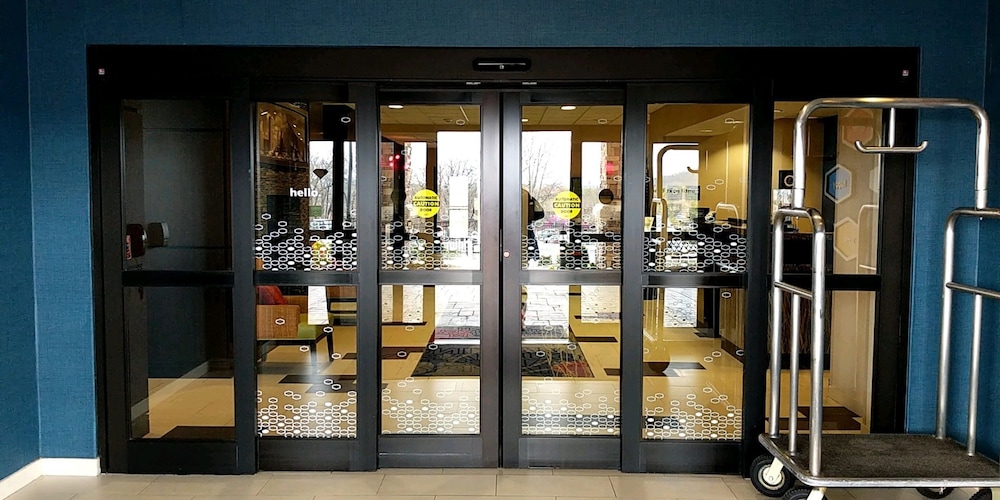 Hampton Inn & Suites Tulsa Tulsa Hills - photo 3