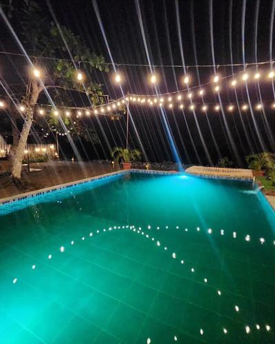 Casaarseniovilla - carbon neutral hotel in Taytayan