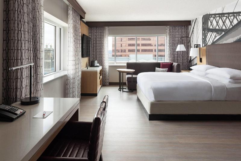 Cincinnati Marriott at RiverCenter - photo 47