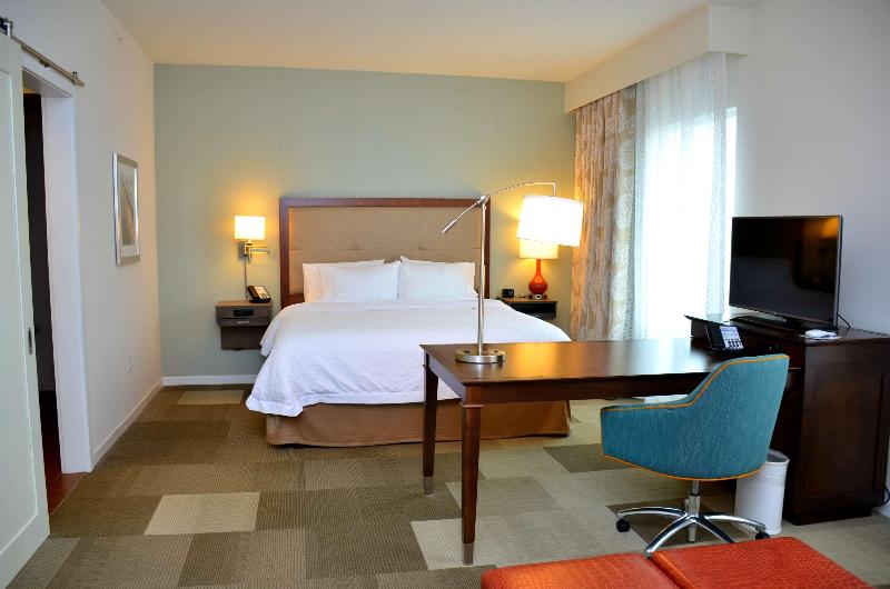 Hampton Inn & Suites Deland - photo 12