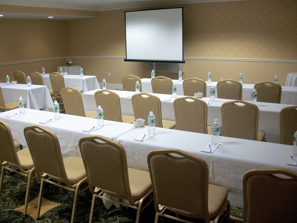Hilton Garden Inn Bangor - photo 65