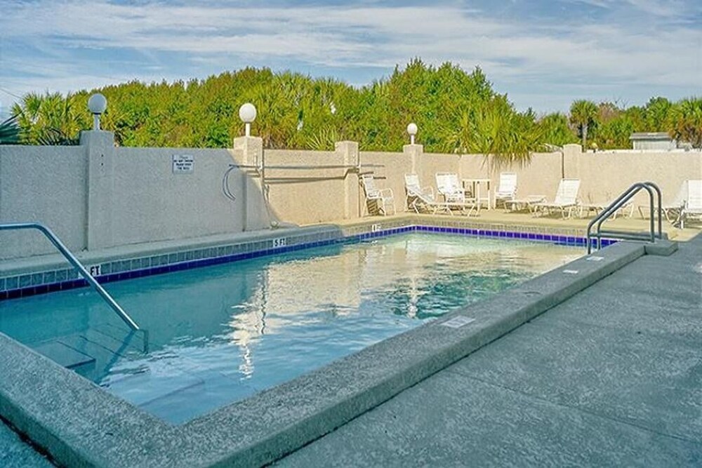 Emerald Shores Resort 2001 627850 by RedAwning - photo 18