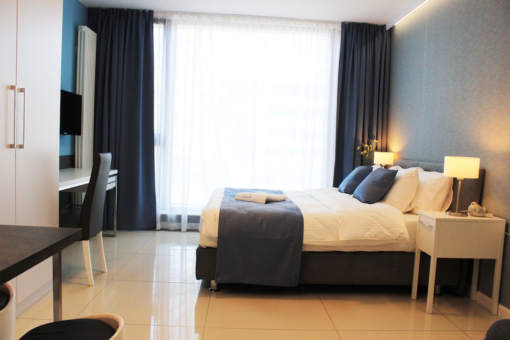 JessApart Hotel Triton Park in Warsaw, Poland