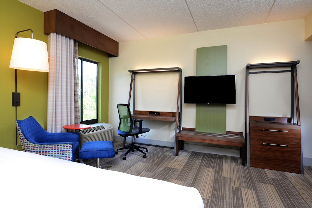 Holiday Inn Express & Suites Raleigh Durham Airport at RTP by IHG - photo 21