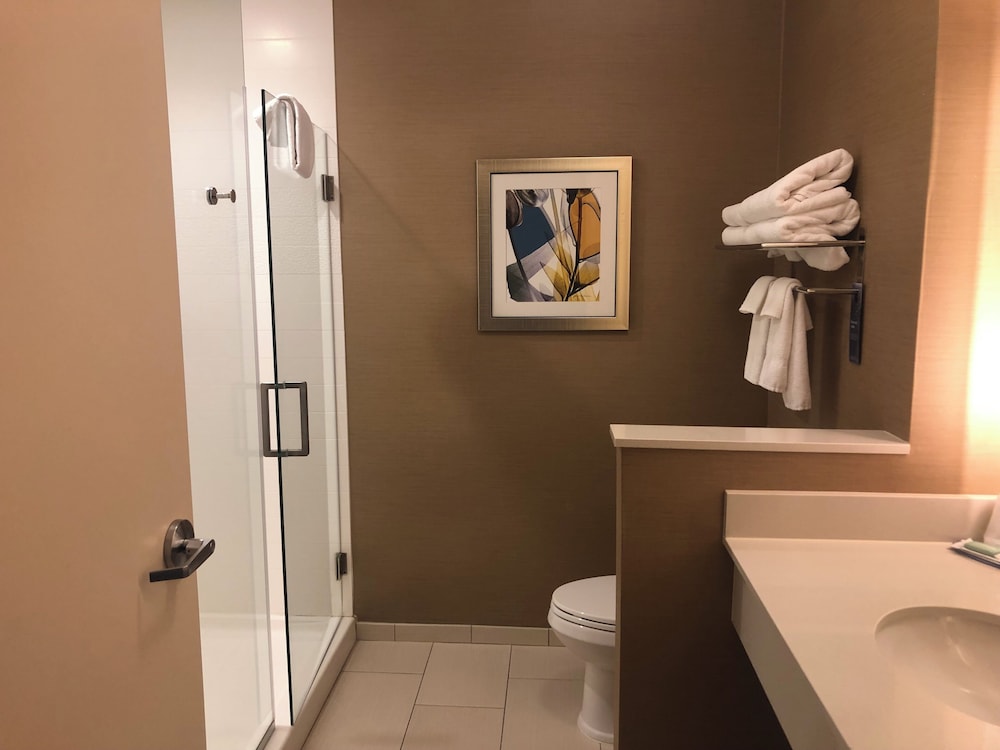 Fairfield Inn & Suites by Marriott Detroit Lakes - photo 33