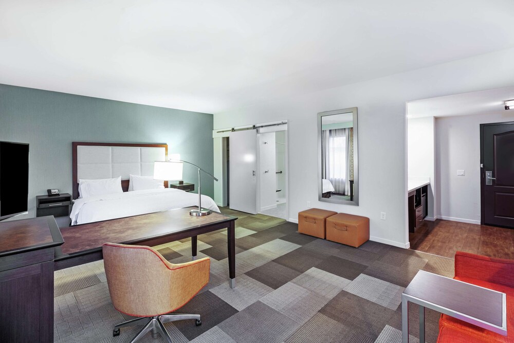 Hampton Inn & Suites by Hilton Houston North IAH - photo 18