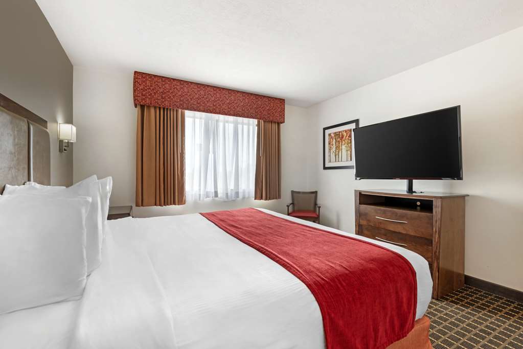 Best Western Plus Eagleridge Inn & Suites - photo 20