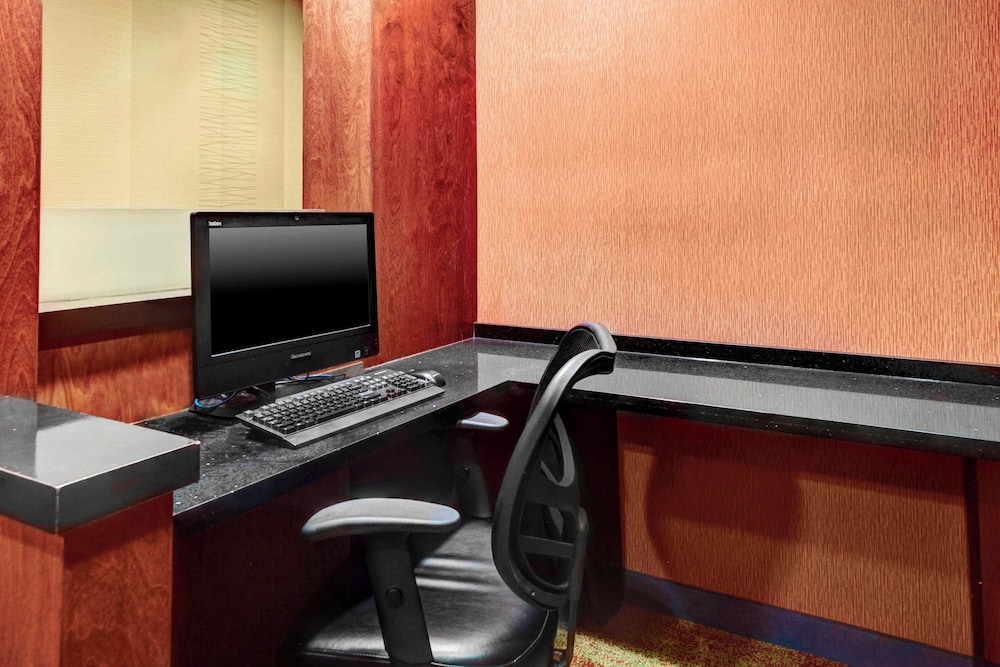 Fairfield by Marriott Inn & Suites Anniston Oxford - photo 17