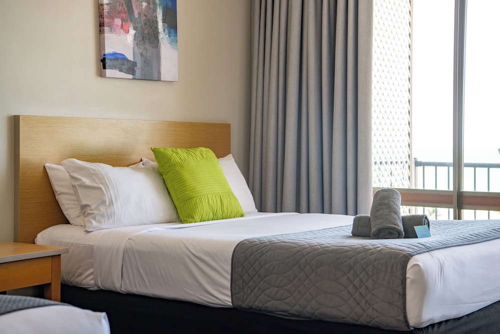 Ocean Views 14A in Airlie Beach, Australia