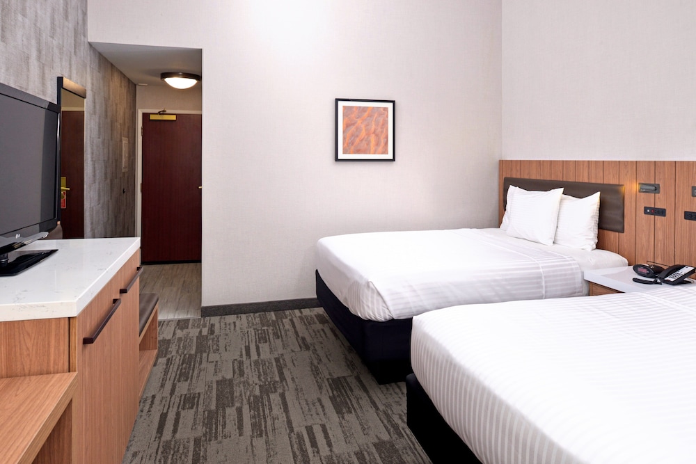 Modesto Hotel - photo 18