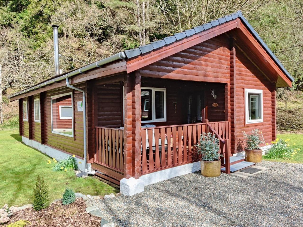 Willow Lodge — 4-Star Luxury Hotel in Dunoon, United Kingdom