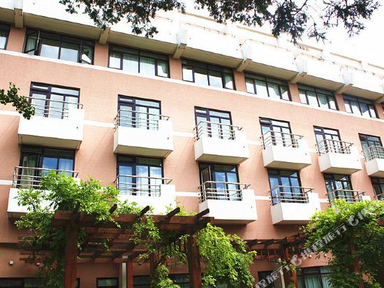 Guoxin Hotel - carbon neutral hotel in Beijing