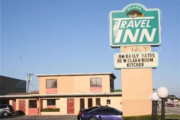 Plaza Travel Inn - photo 5