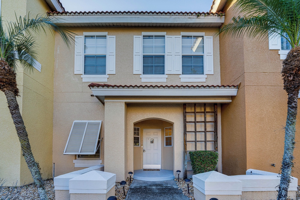 9 Mi to Disney Resort Getaway with Private Patio - photo 20