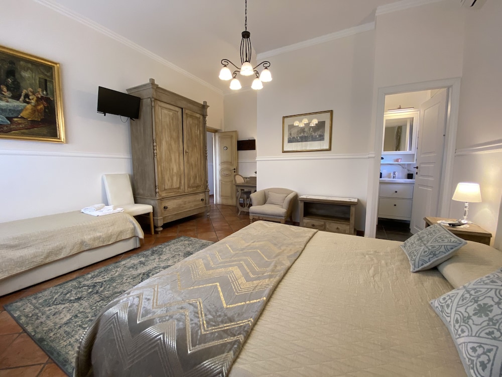 San Placido Inn — Catania — photo 4