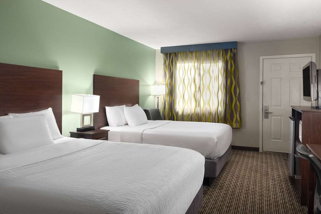 Wingate by Wyndham Cedar City - photo 21