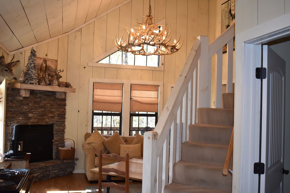 Bear Creek Lodge Cabin Resort - photo 48