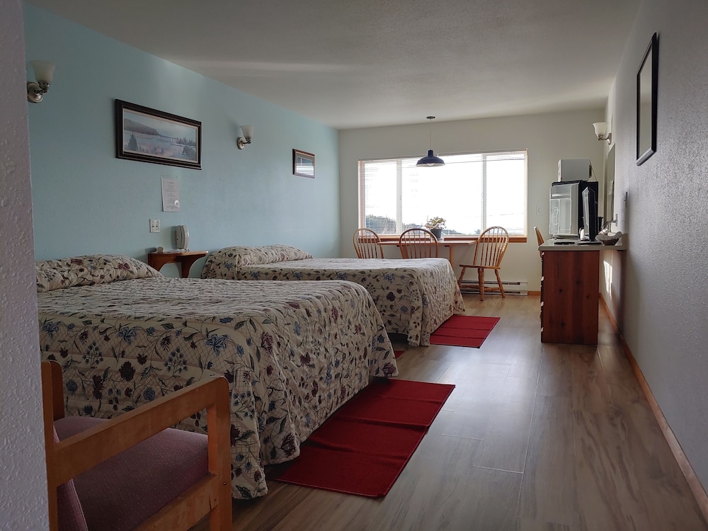 The Dublin House Motel - photo 45