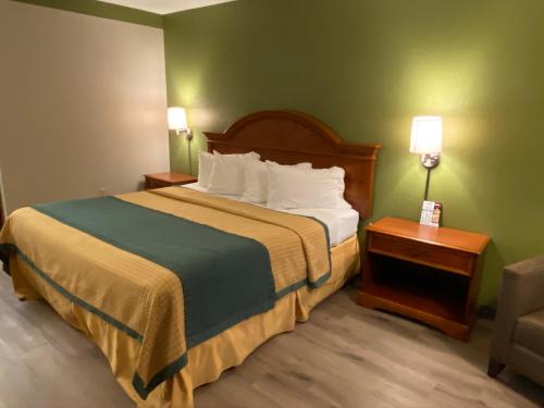 Cabarrus Inn - photo 6