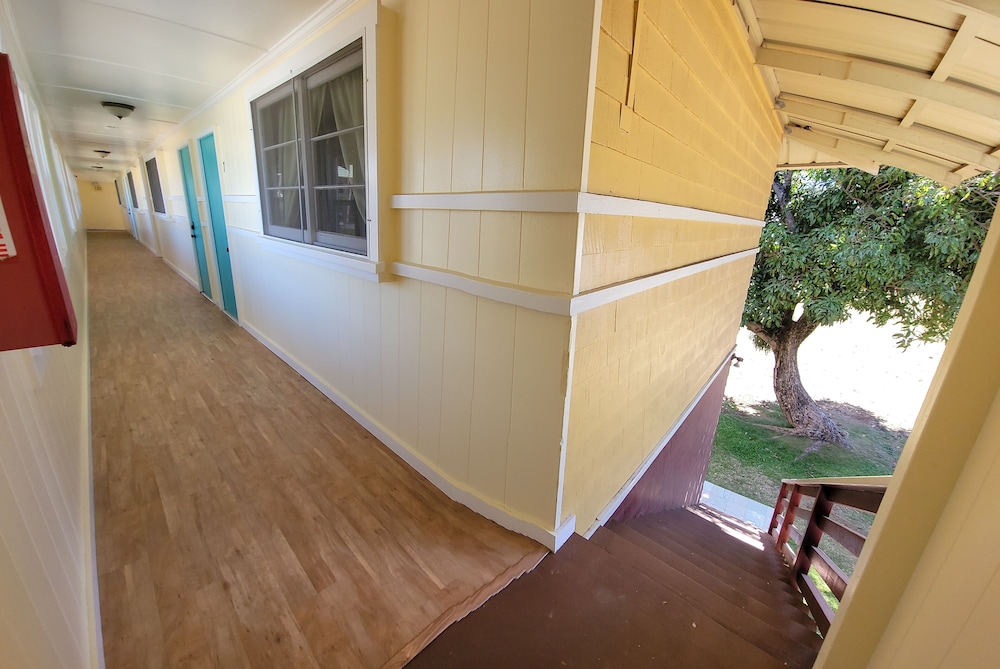 Kohala Village Inn - photo 17