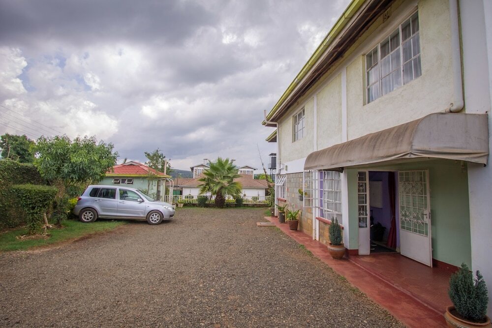 Ivys Inn Guest House