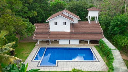 Tara Garden Sri Lanka luxury colonial villa — 4-Star Luxury Hotel in Bentota, Sri Lanka