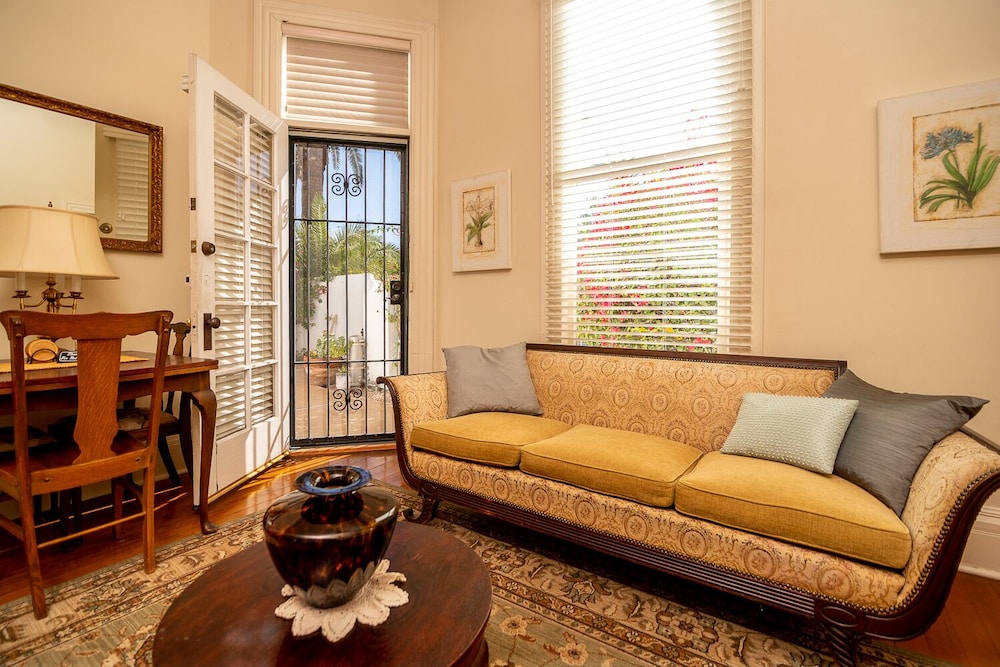 The Blenman House Inn - photo 22
