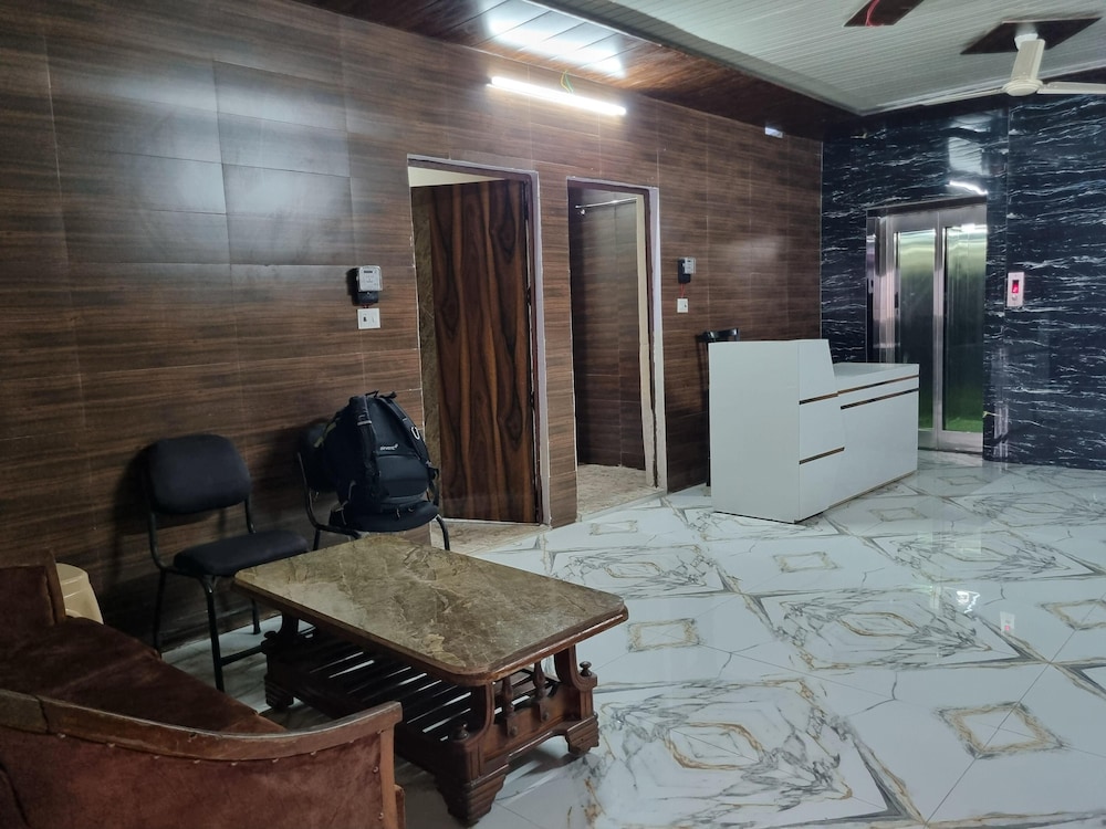 Hotel Sarlanchal in Aligarh, India