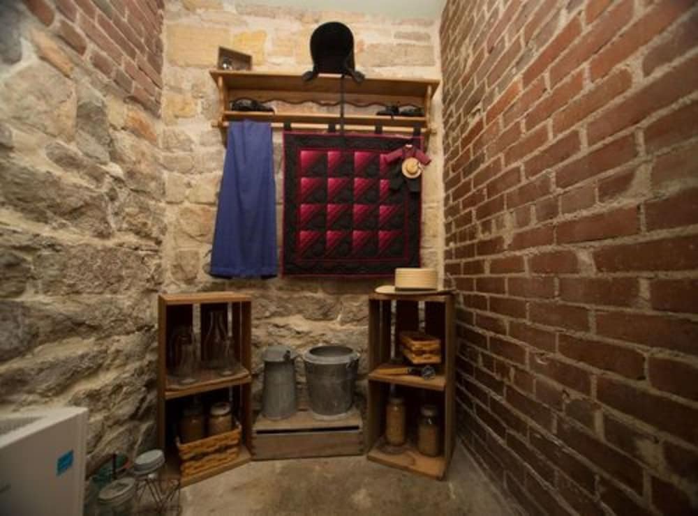 Stone Mill Hotel & Suites - photo 7