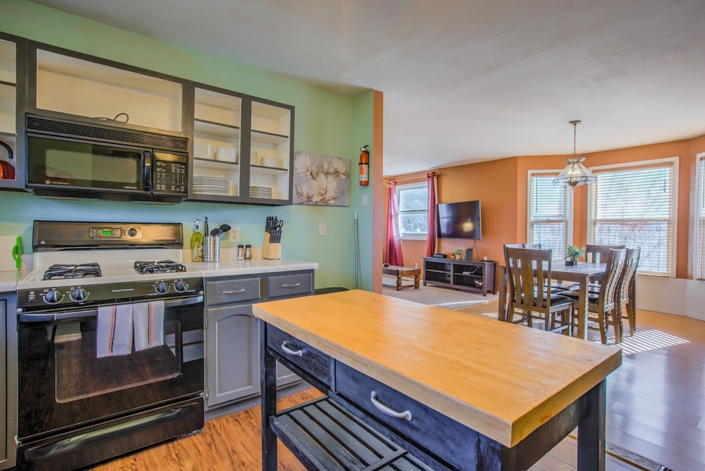 3BR MTN Viewsdowntownnext to Lake Parks More - photo 12