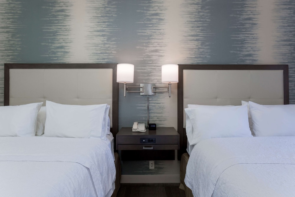 Hampton Inn Santa Barbara Goleta - photo 17
