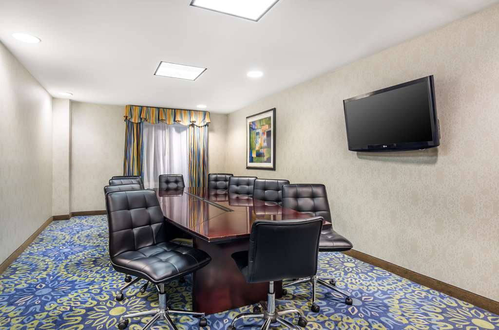 Best Western Plus Waynesboro Inn & Suites Conference Center - photo 47