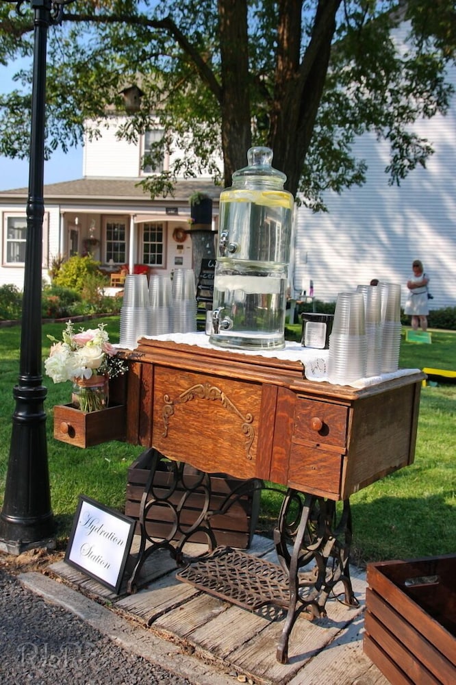 Bybee's Historic Inn - photo 89