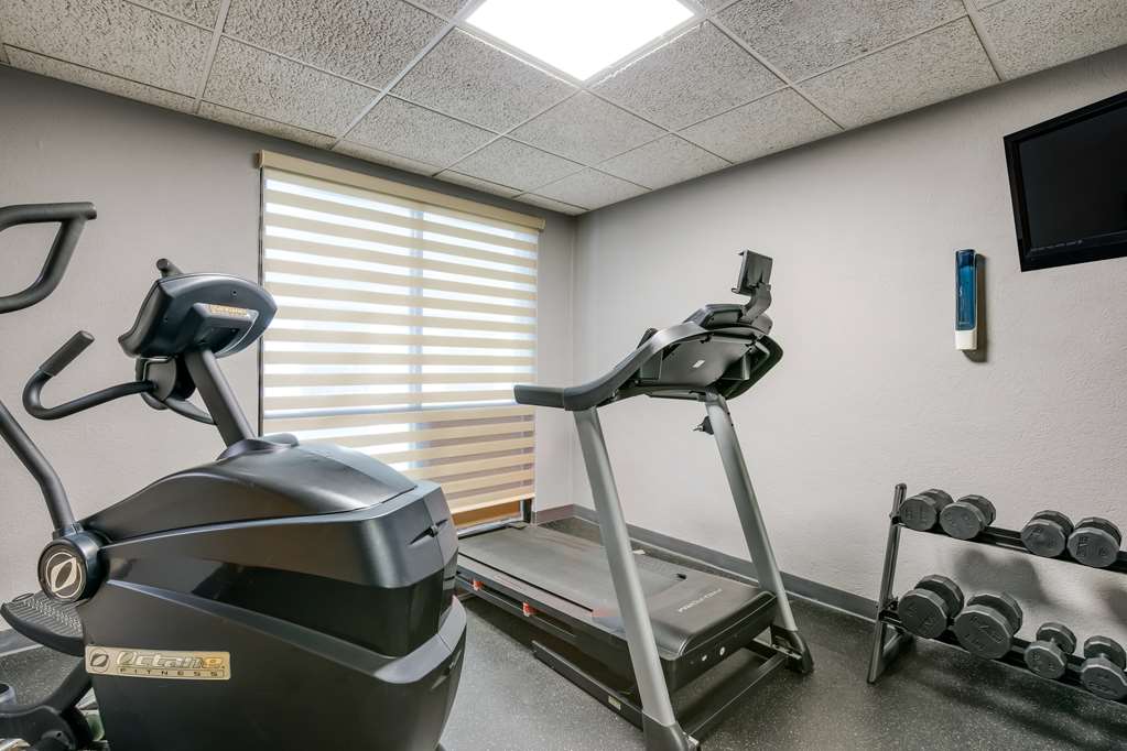 Best Western Waukesha Grand - photo 7