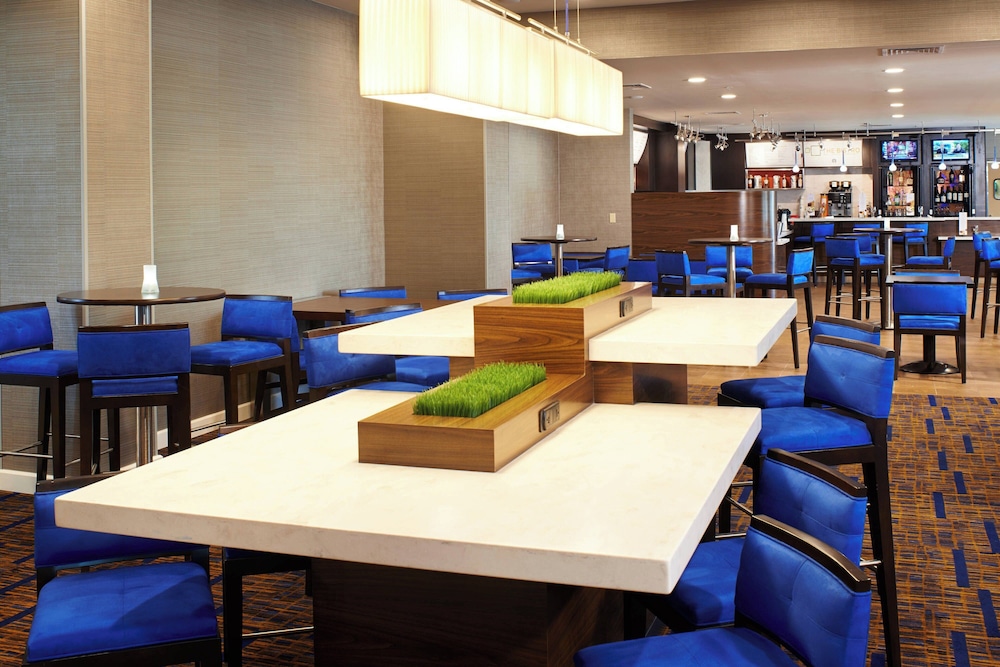 Courtyard by Marriott Kansas City Overland Park Convention Center - photo 23