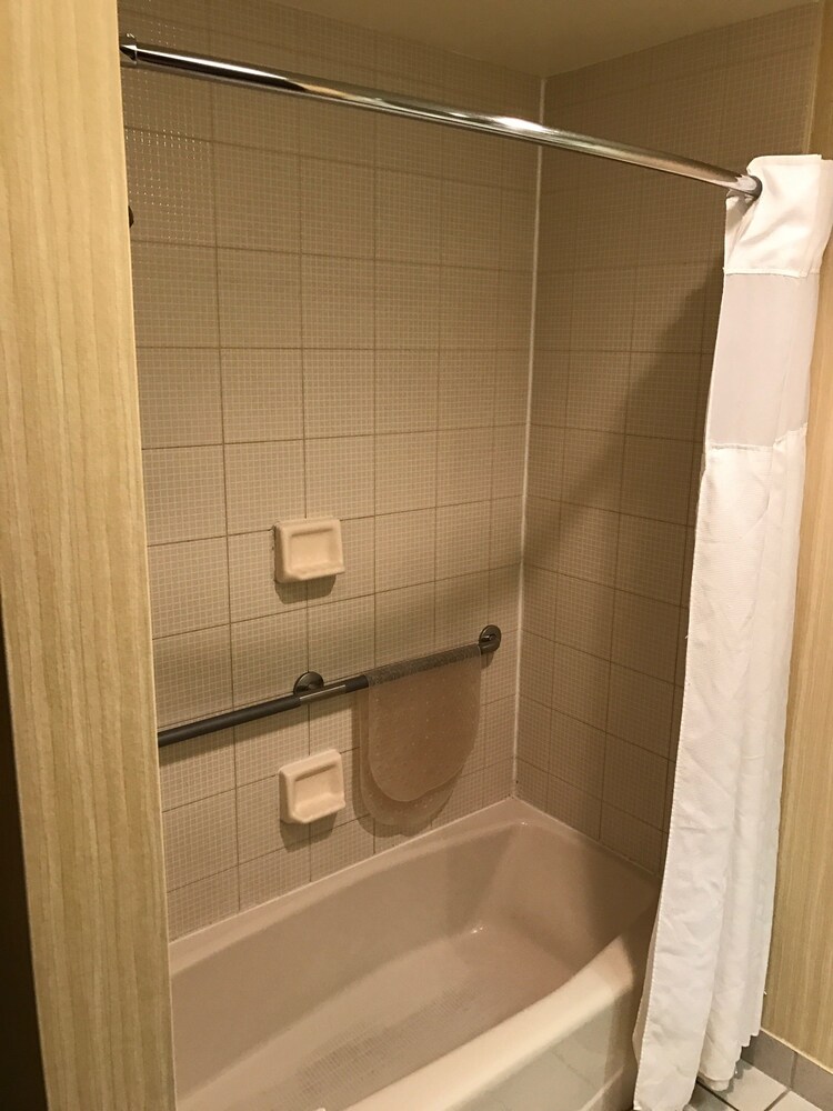 Nichols Village Hotel - photo 10