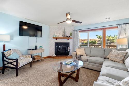 OBXcitement - carbon neutral hotel in Nags Head