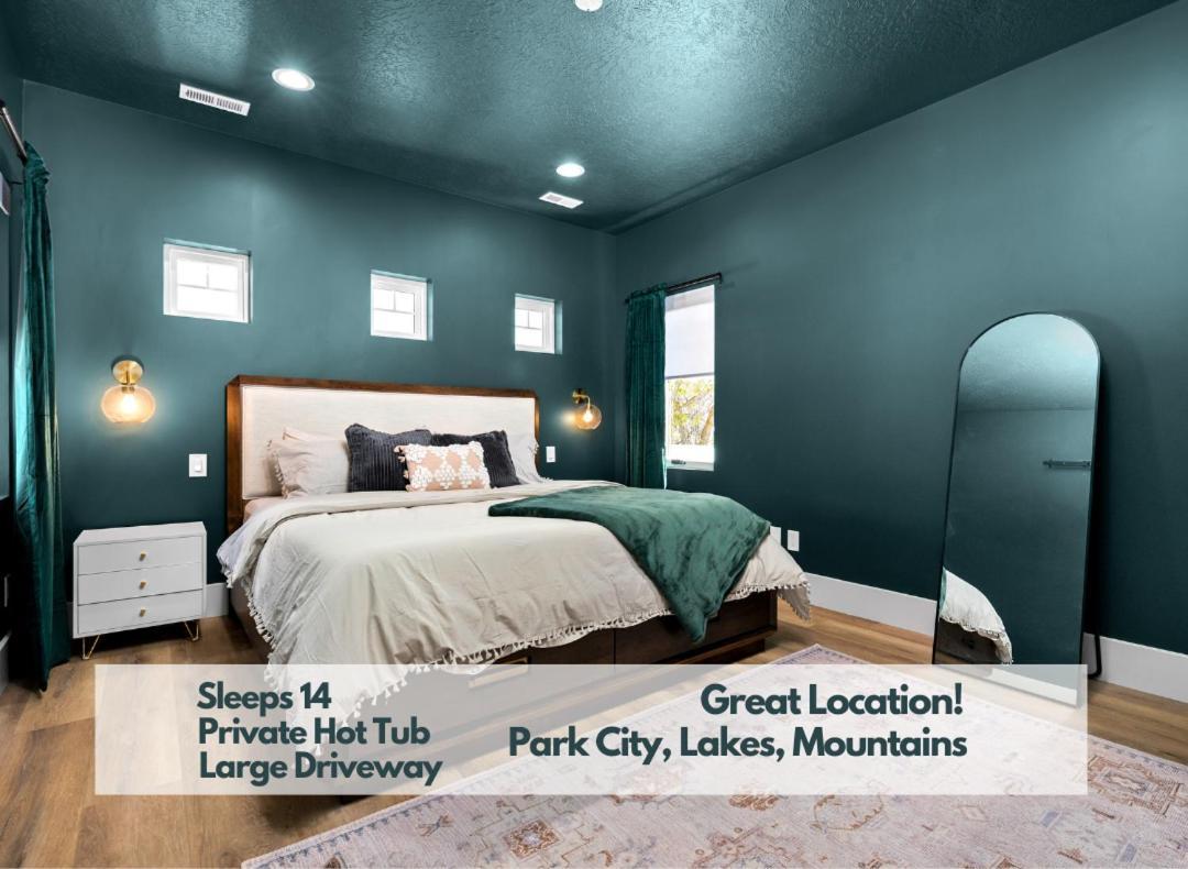 New Mountain Retreat with Hot Tub & Putting Green in Heber, United States