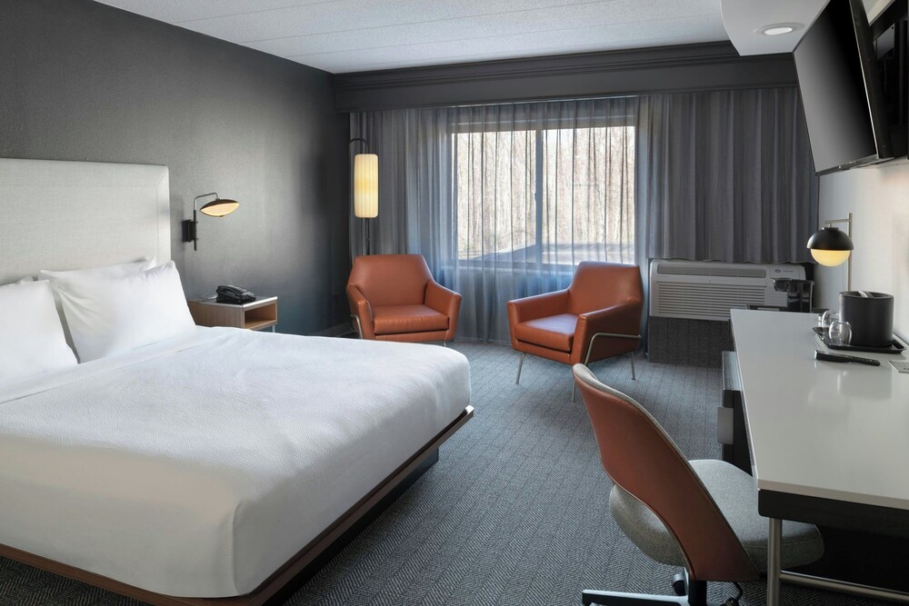 Courtyard by Marriott Providence Lincoln - photo 11