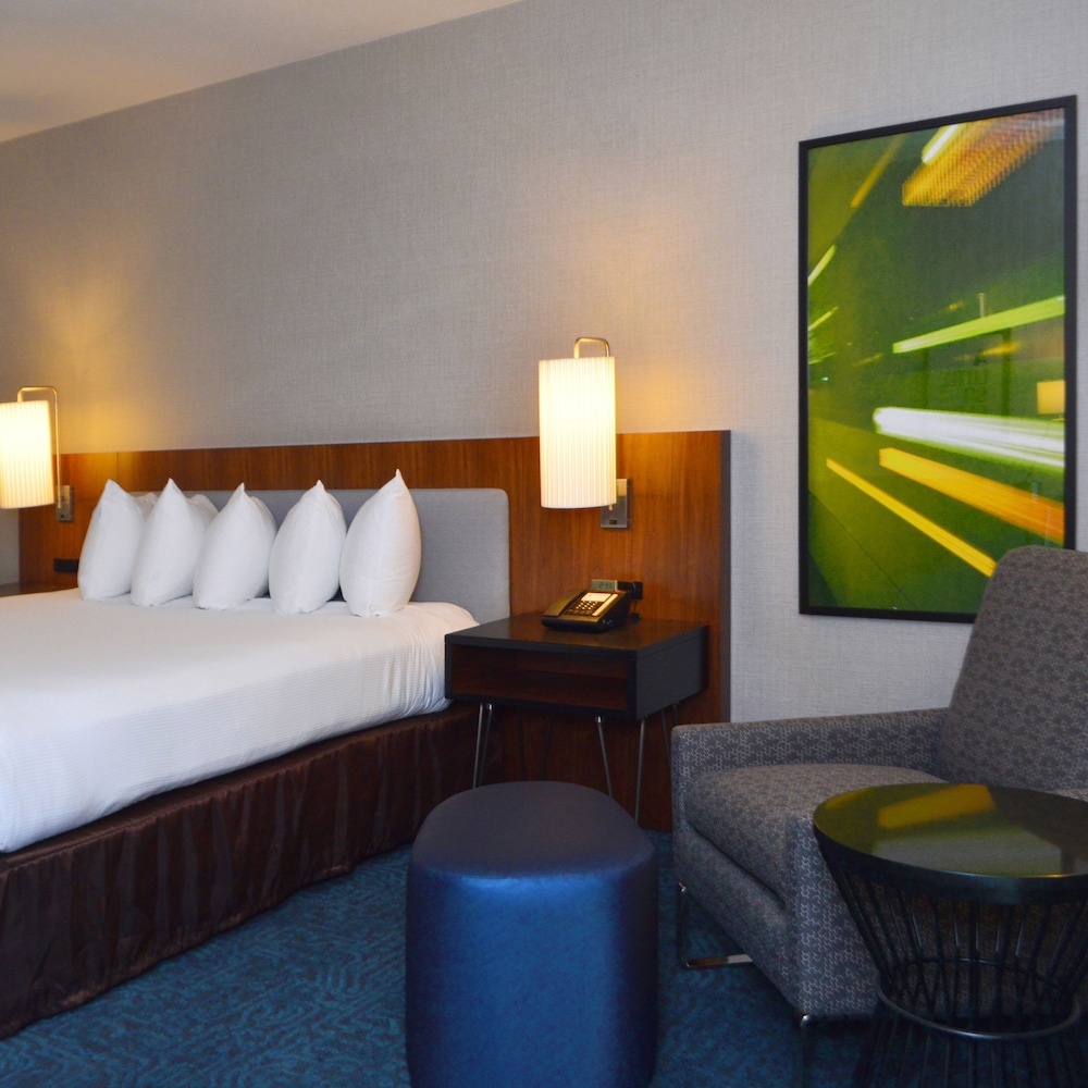 Doubletree by Hilton Newark Fremont - photo 6