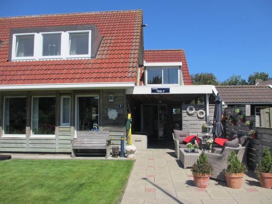 Paal 5 — 4-Star Luxury Hotel in Hollum, Netherlands
