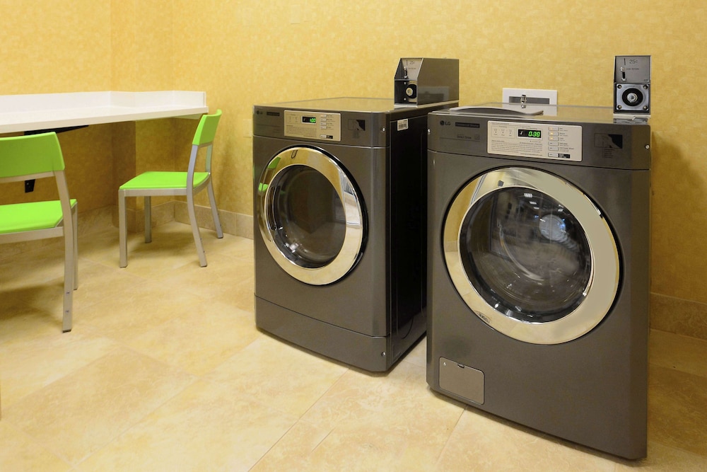 Hilton Garden Inn Greensboro Airport - photo 49