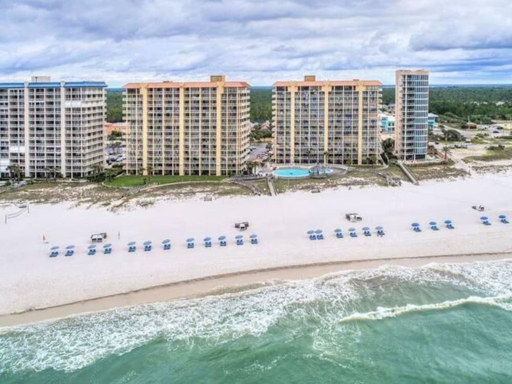 Summer House Unit 904B — 4-Star Luxury Hotel in Orange Beach, United States