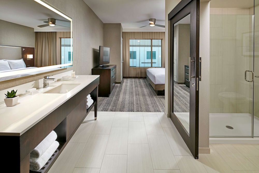 Homewood Suites by Hilton San Diego Downtown Bayside - photo 15