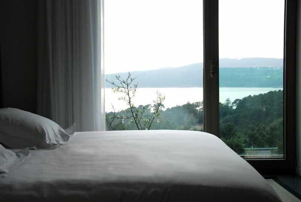 Hotel De Naturaleza Av