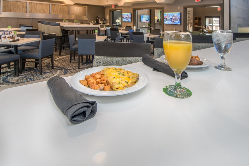 Holiday Inn Longview North by IHG - photo 28