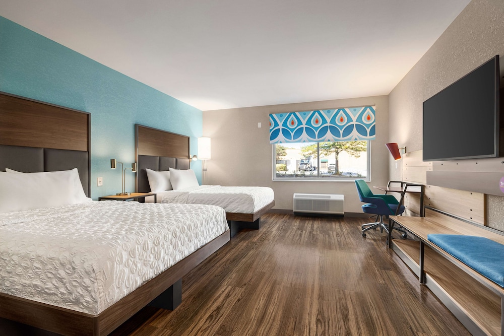 Tru by Hilton Lawrenceville Atlanta I 85 Sugarloaf - photo 14