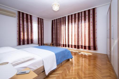 Apartment Monika — 4-Star Luxury Hotel in Sibenik, Croatia