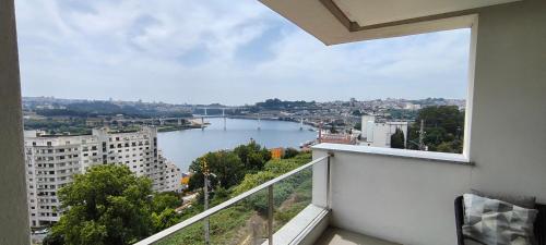 Porto & Douro Vista Apartments by Inviting — 4-Star Luxury Hotel in Valbom, Portugal
