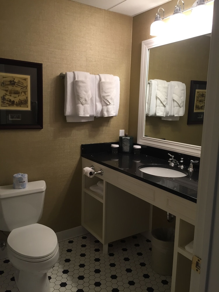 Perry Hotel - photo 18